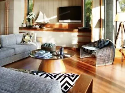Hamilton Island Yacht Club Villas