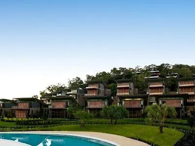 Hamilton Island Yacht Club Villas 3*, Hamilton Island Australia